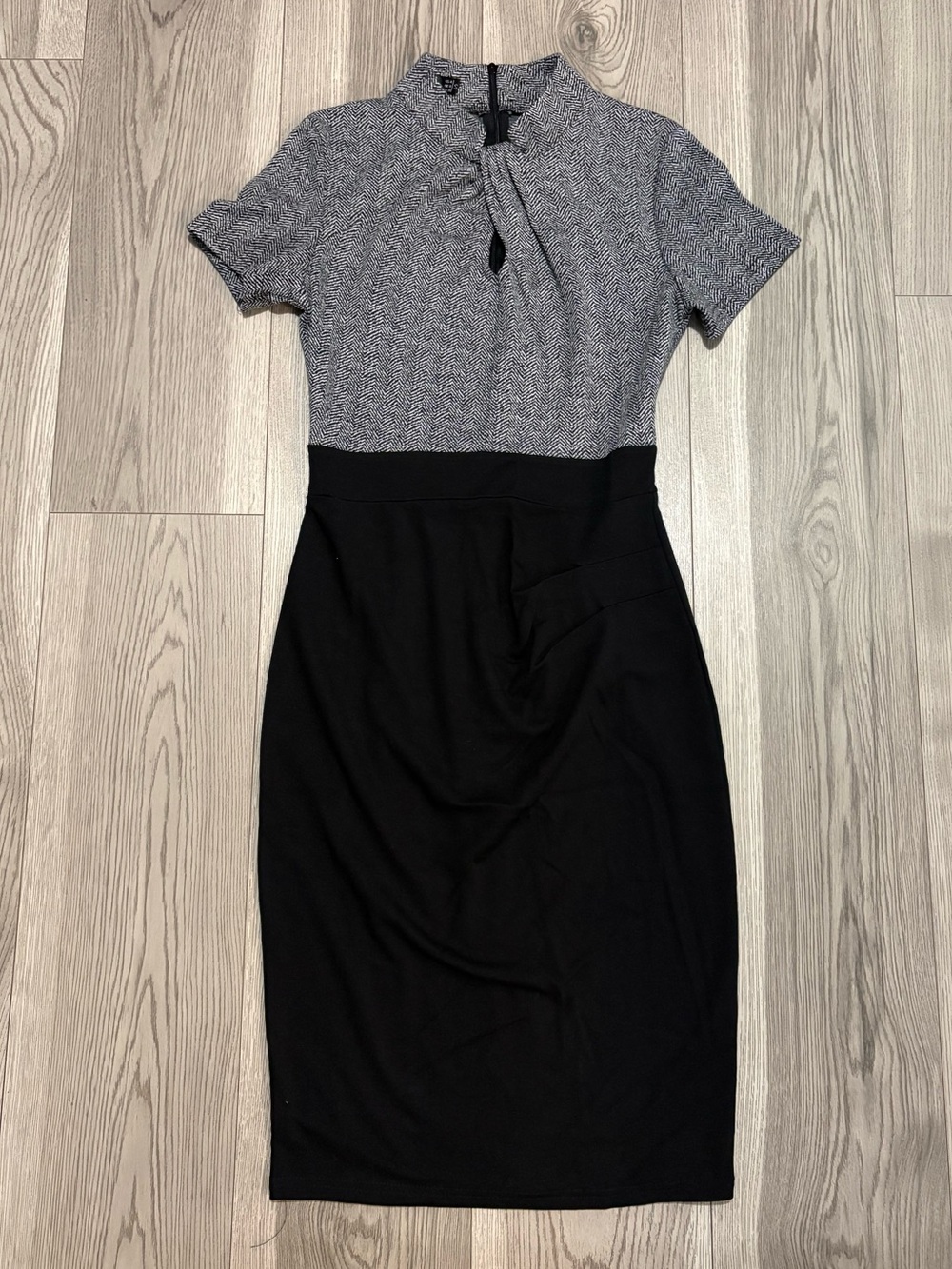 HOMEYEE Women's Short Sleeve Business Size Small